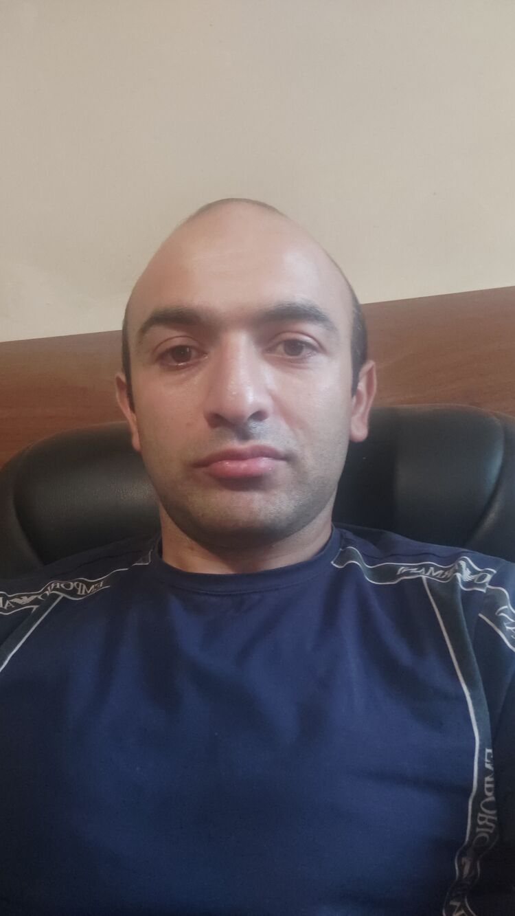  49915131  Karlen, 33 ,    