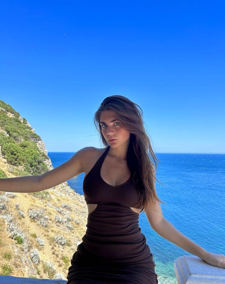  ,   Nicklisa, 21 ,   ,   