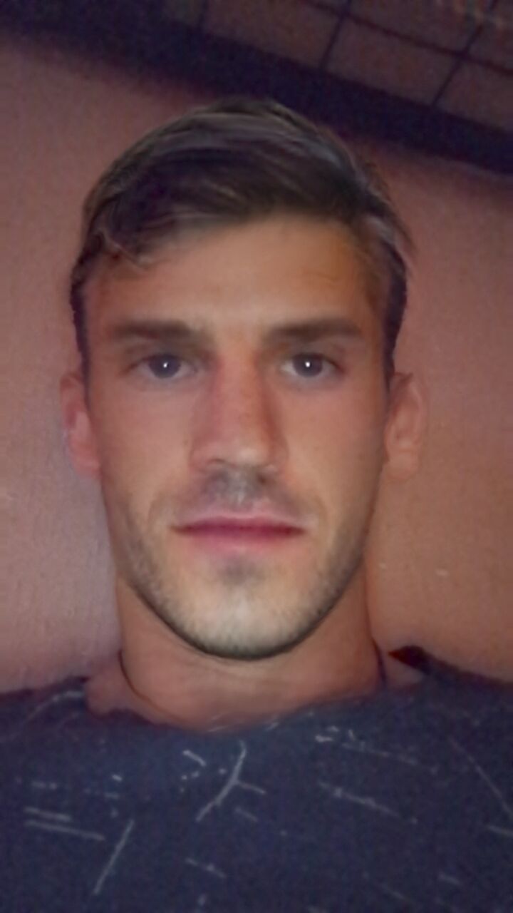  43812041  Vladimir, 29 ,    -