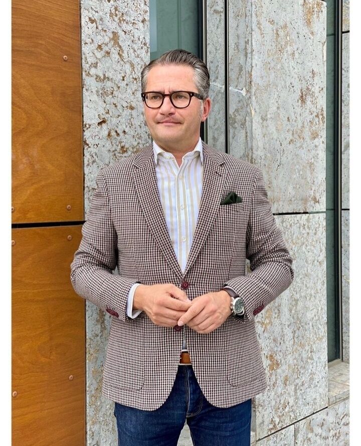  43923781  Mark, 63 ,    