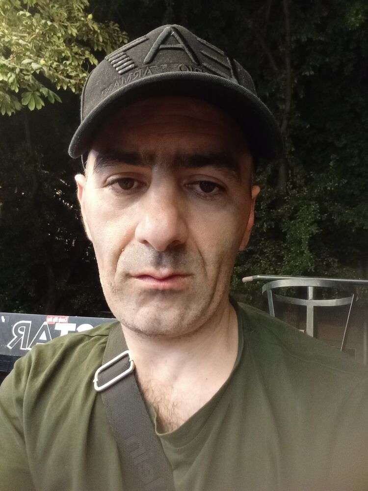  52991931  Arman, 38 ,    