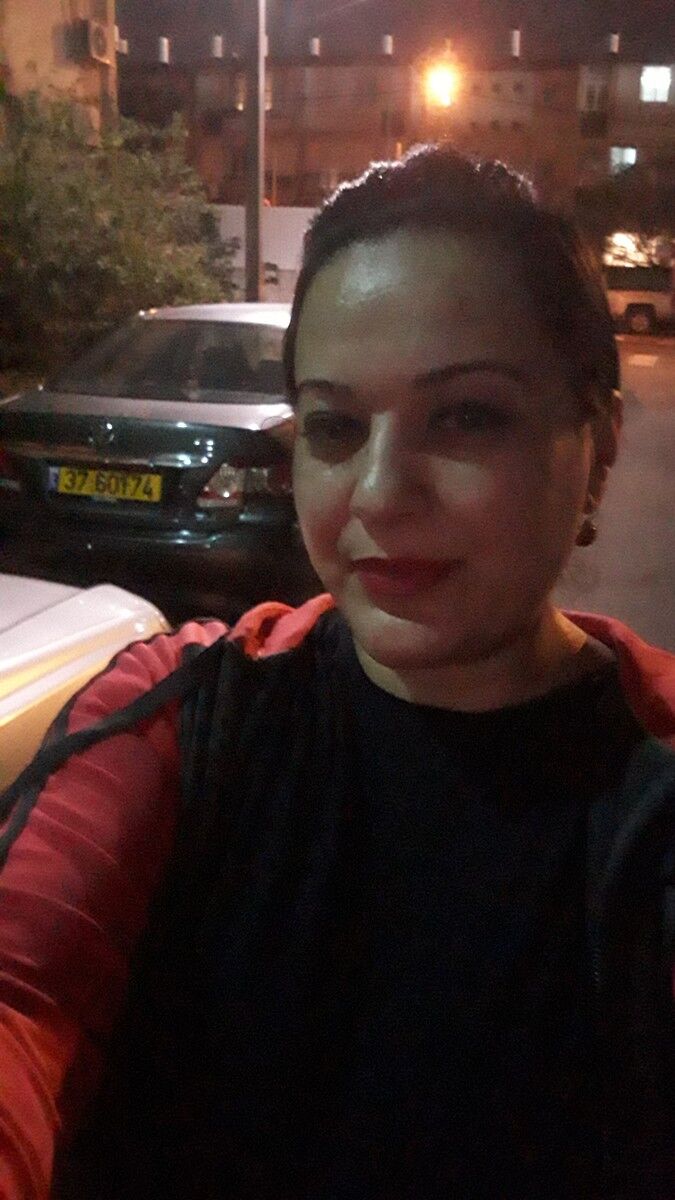  16083851  Shiri, 44 ,    Ramat Gan