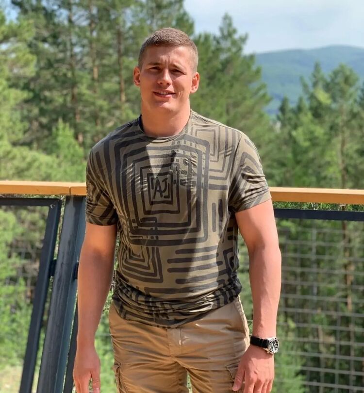  ,   Dmitry, 37 ,   ,   , c , 