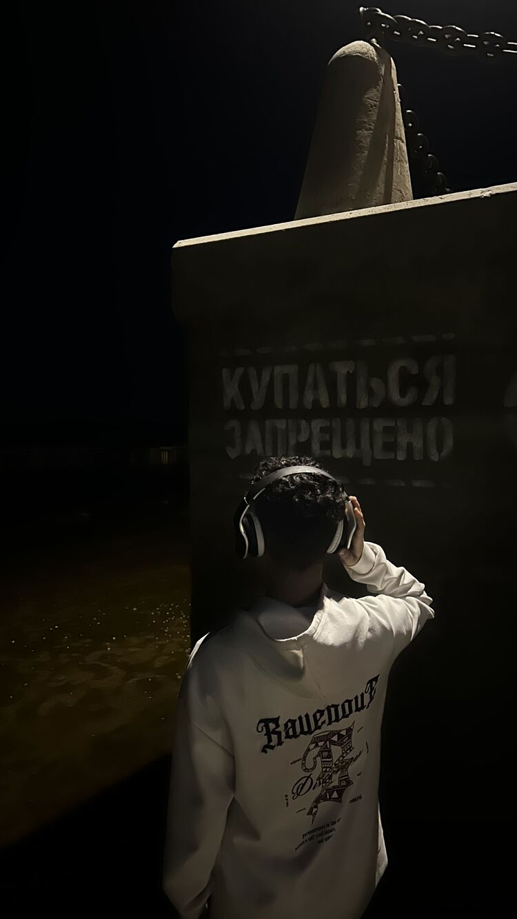  44791351  Abod, 20 ,    