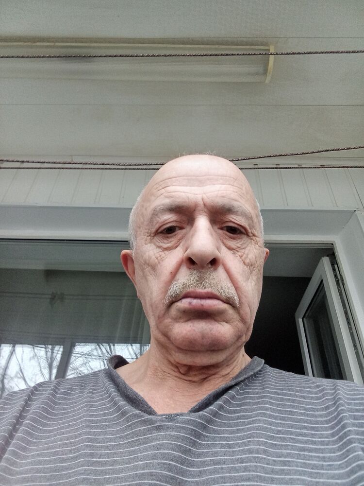  49268871  , 68 ,    