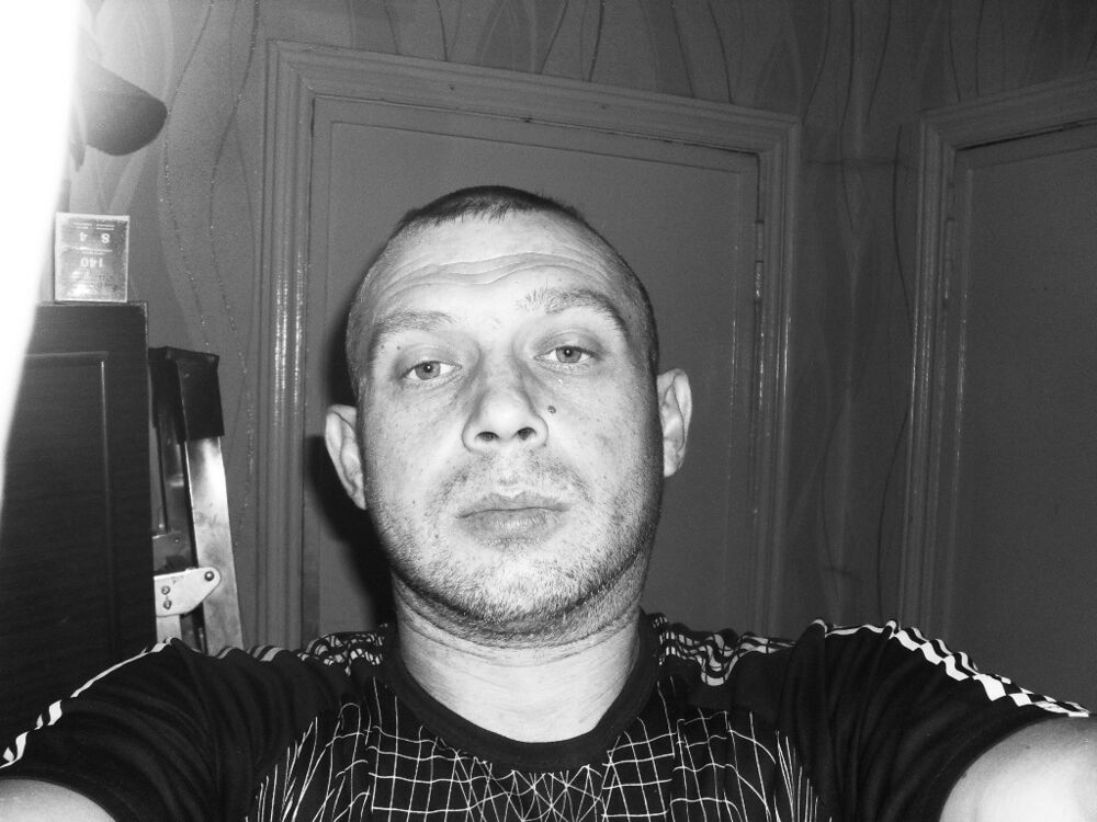 10965301  Roman, 43 ,     