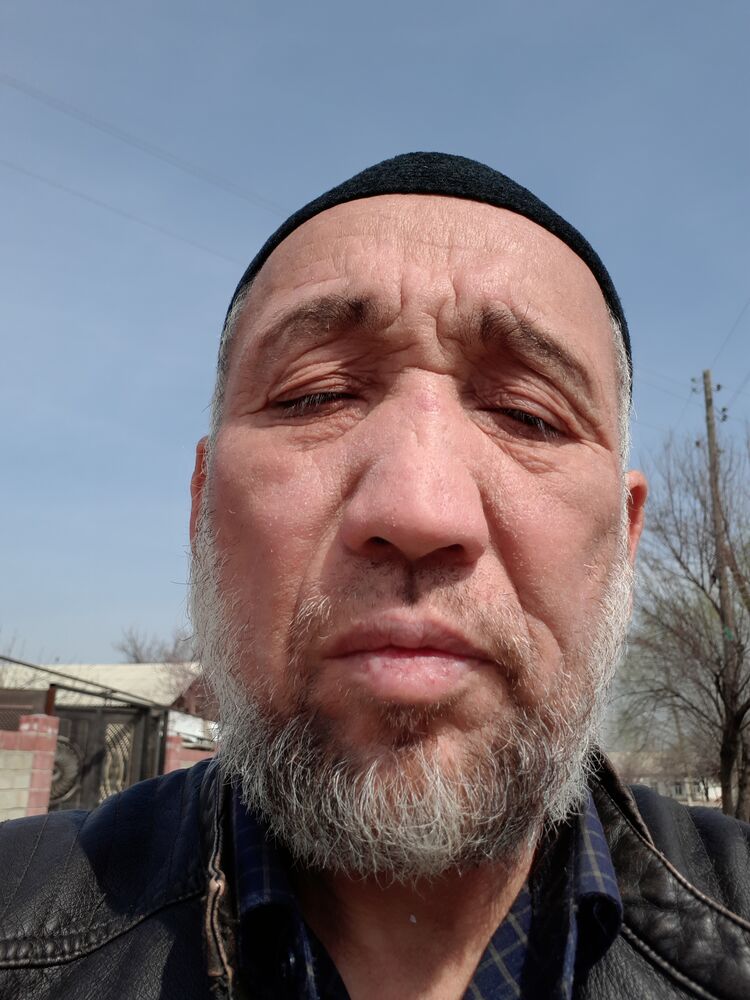  ,   Alisher, 52 ,   ,   , c 
