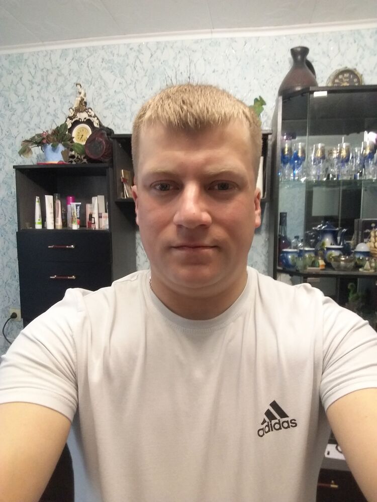  ,   Ilya, 36 ,   ,   , c , 