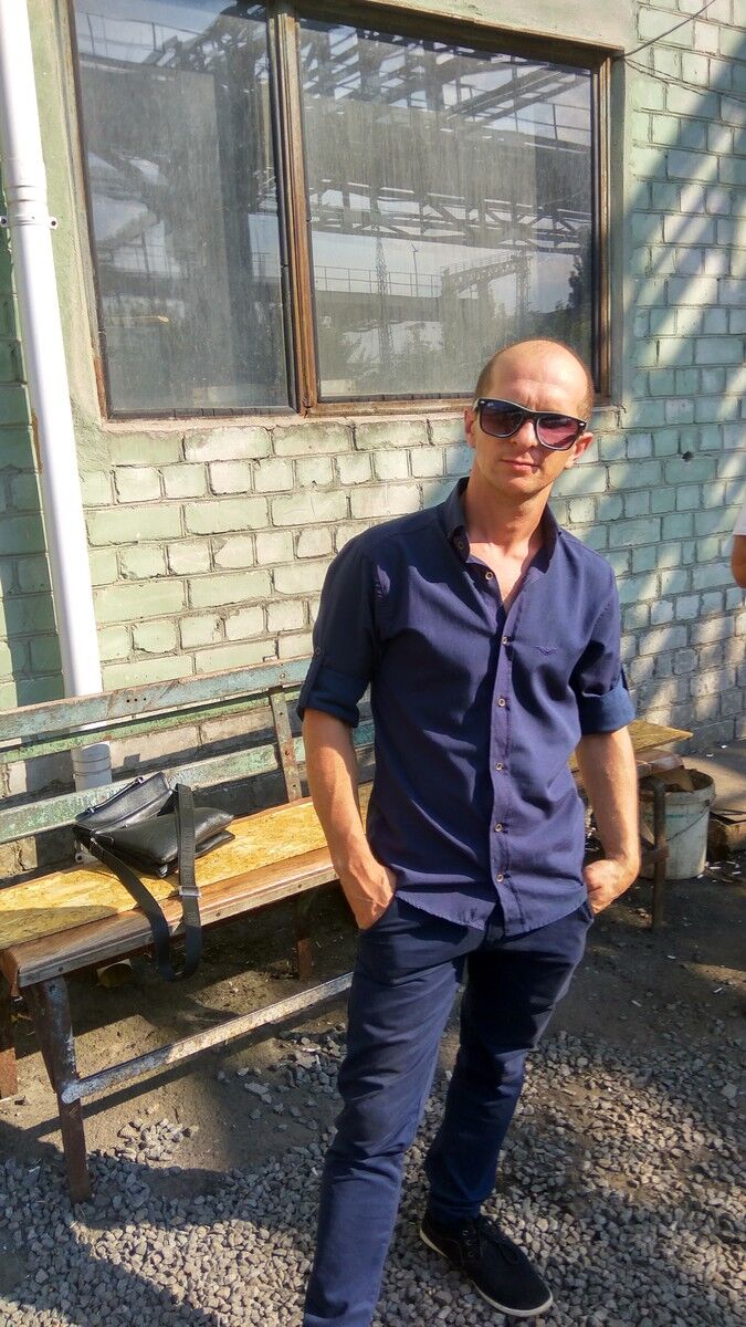  11670661  Sergei, 43 ,    