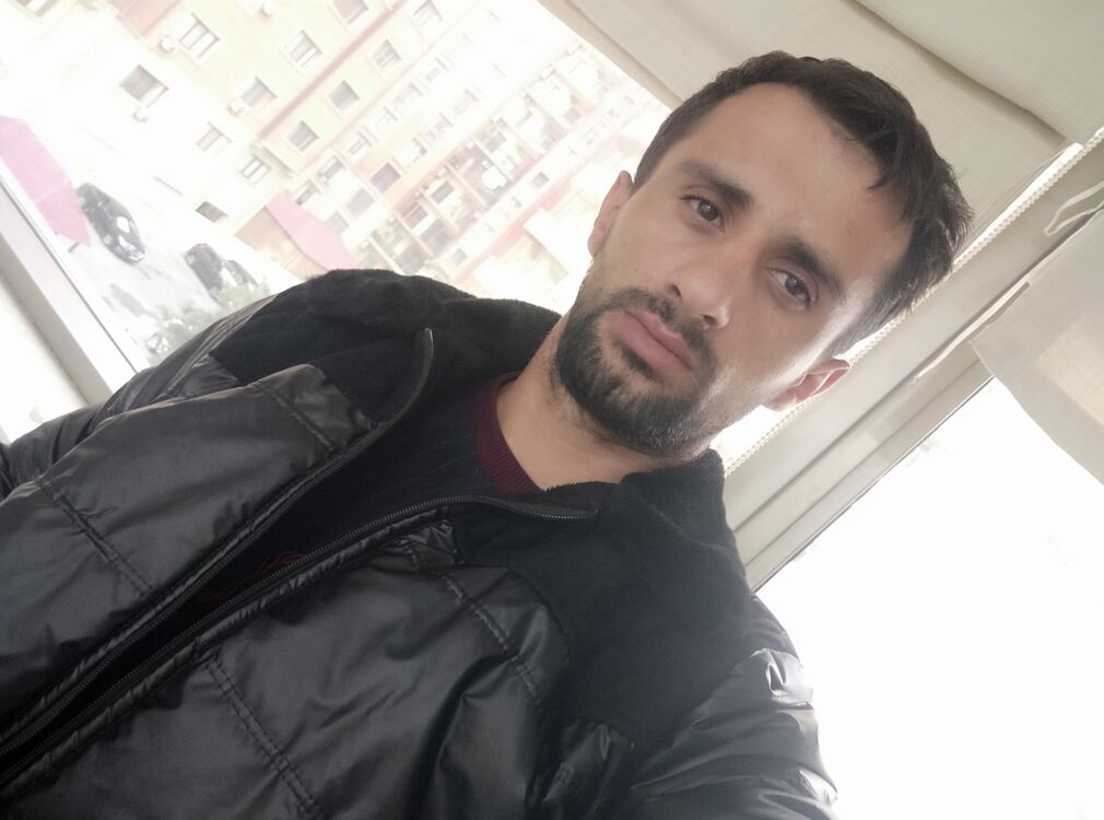  48303981  Orxan, 35 ,    