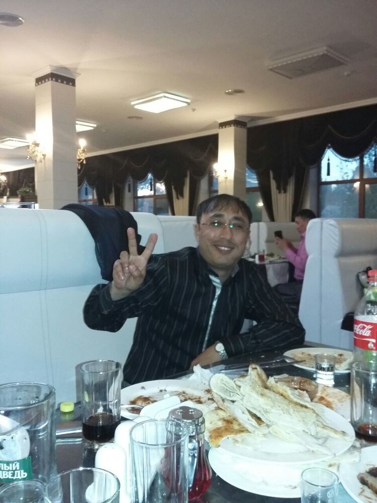  ,   Mister, 42 ,   ,   , c , 