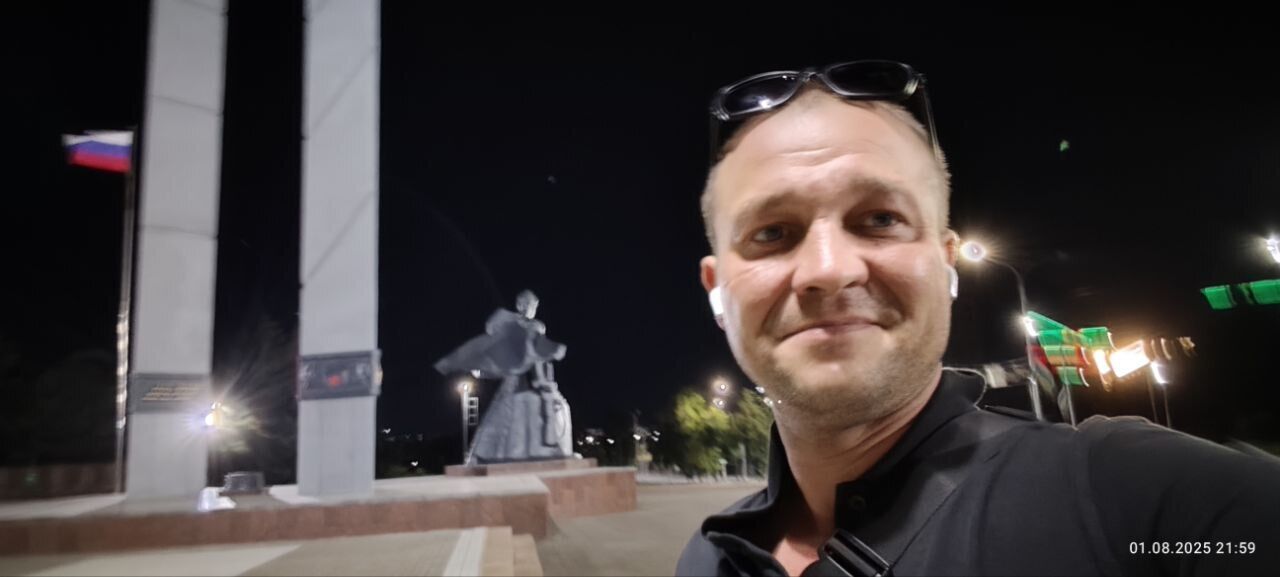  52953191  BarVinn, 36 ,    