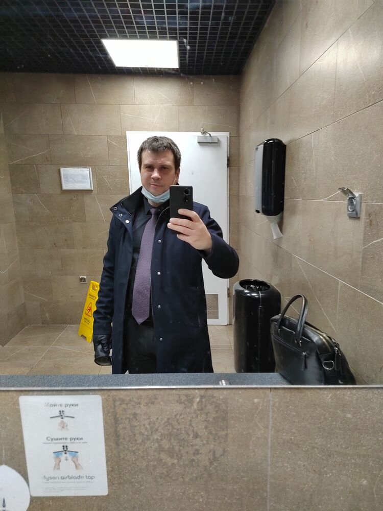  28509221  , 43 ,    