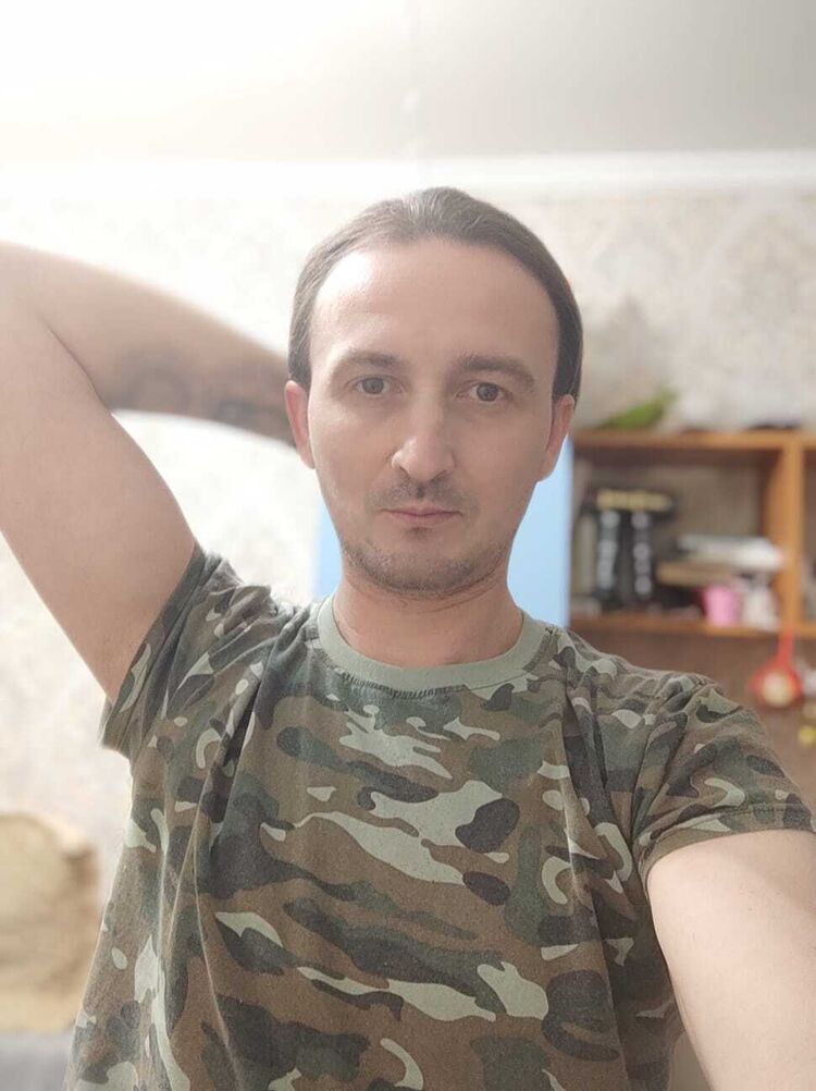  32393441  , 38 ,    