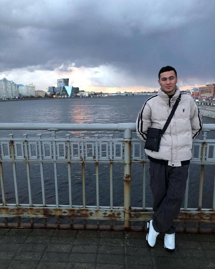  Pusan,   Moonwolk, 22 ,   ,   