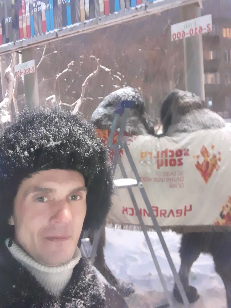  ,   Sergey, 42 ,   ,   , 