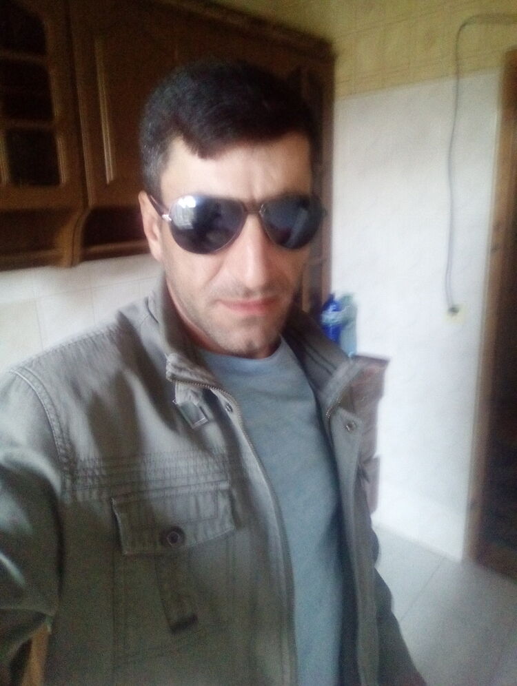  ,   Levani, 43 ,     , c 