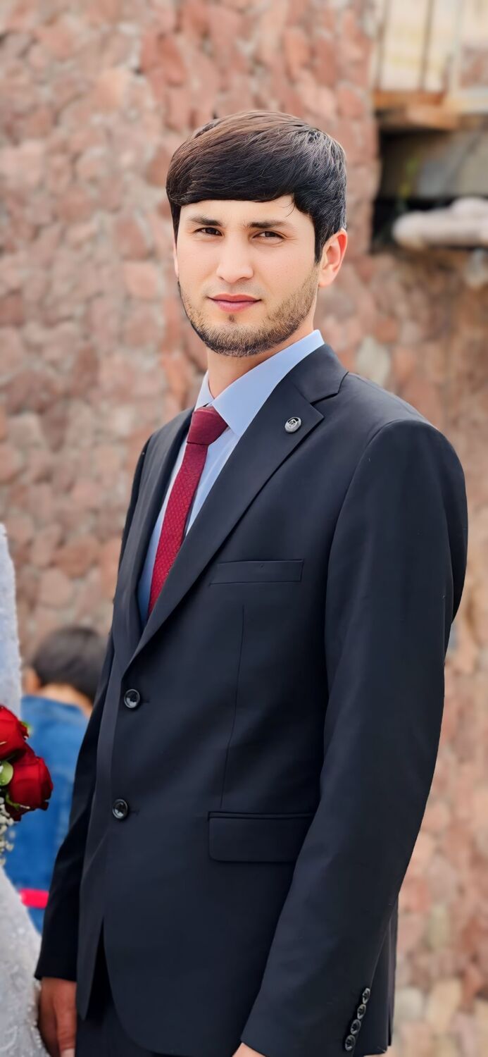  50800641  Jurabek, 29 ,    