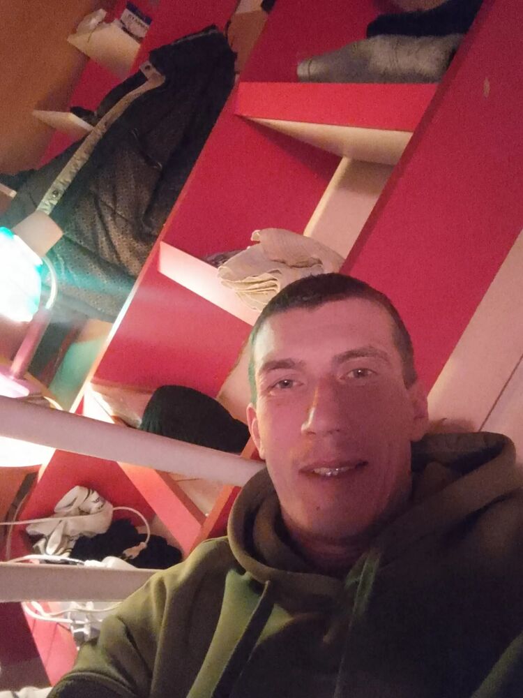  42121191  , 40 ,    