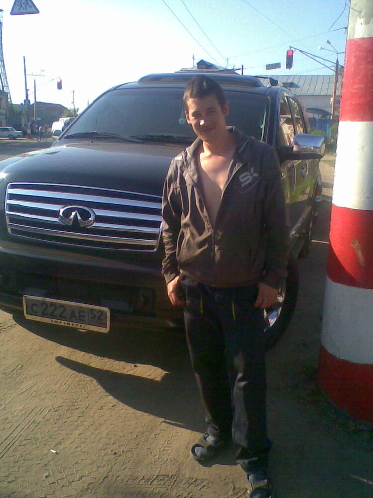  11836031  Aleks, 49 ,     