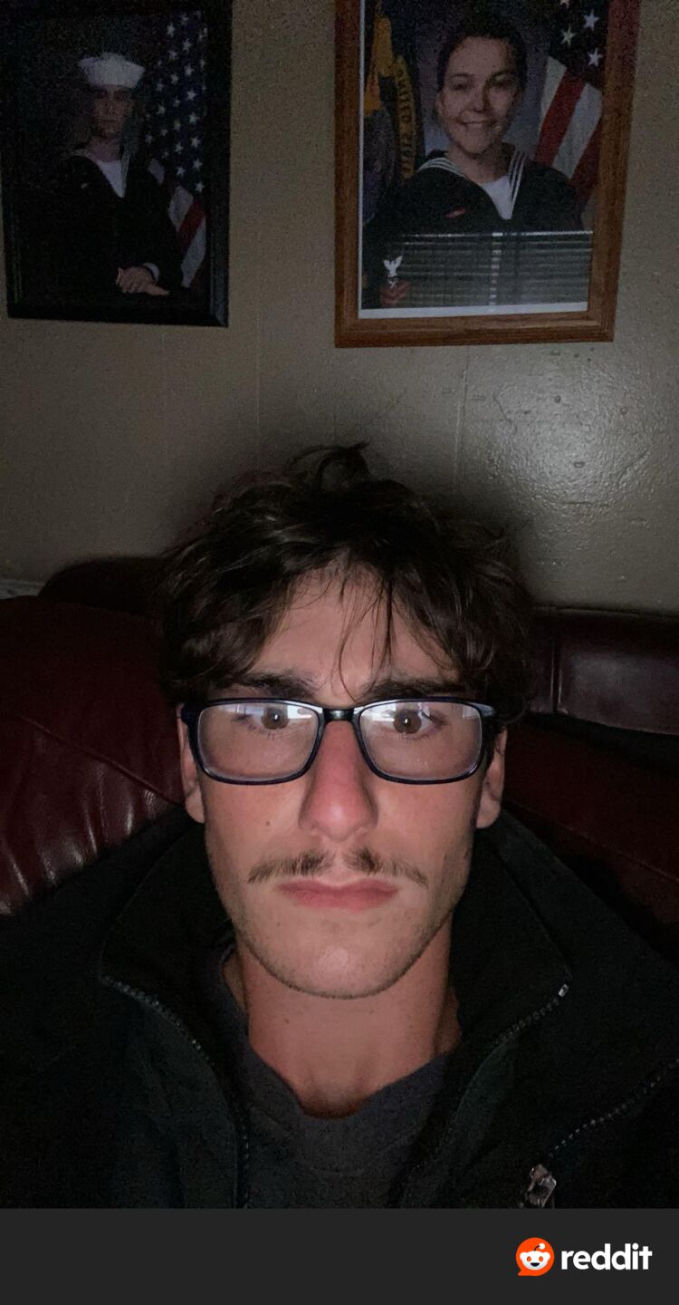  49872881  Sal, 20 ,    Bow