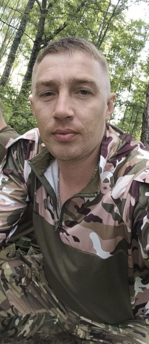  53379761  Alex, 35 ,    