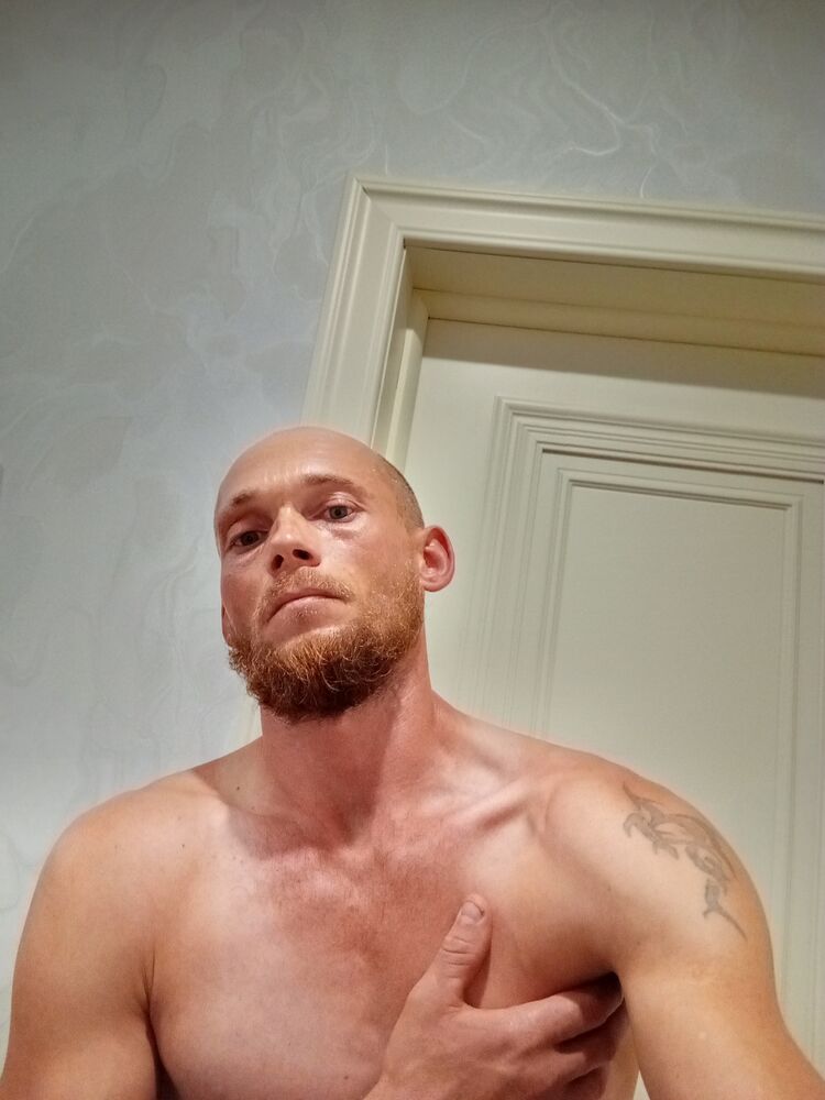  ,   Aleksei, 34 ,   ,   
