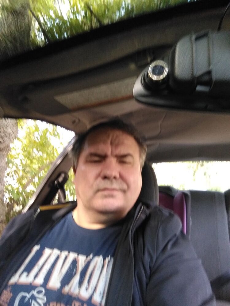  21373341  Vladimir, 53 ,    