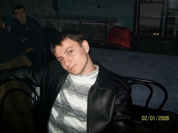  4106651  Alex, 37 ,    