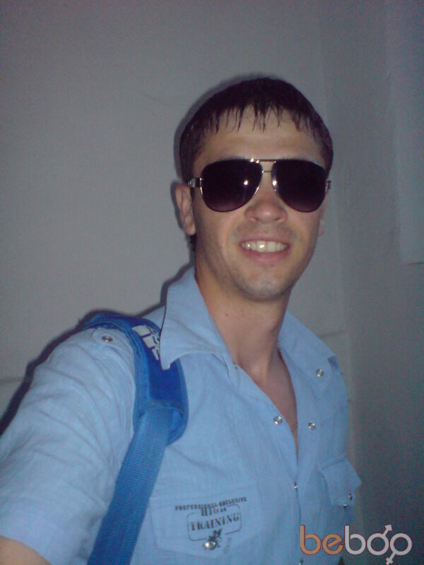  ,   Vlad, 39 ,  