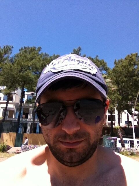  ,   Artur, 33 ,   