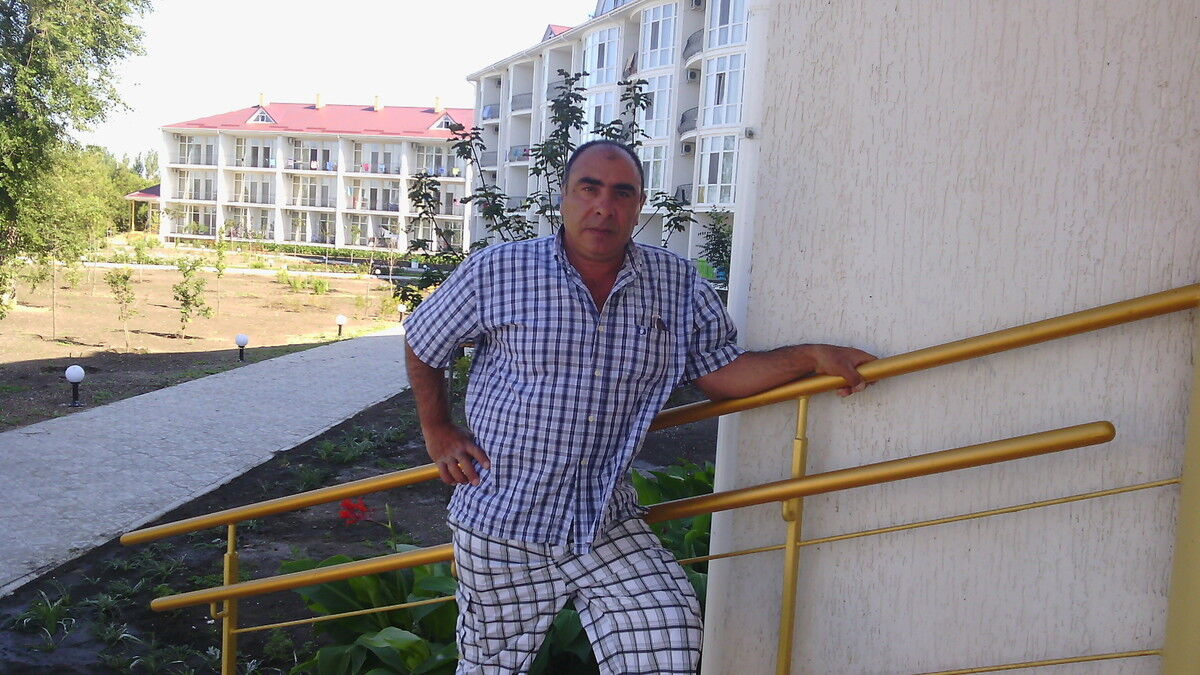  11254391  Asim, 58 ,    