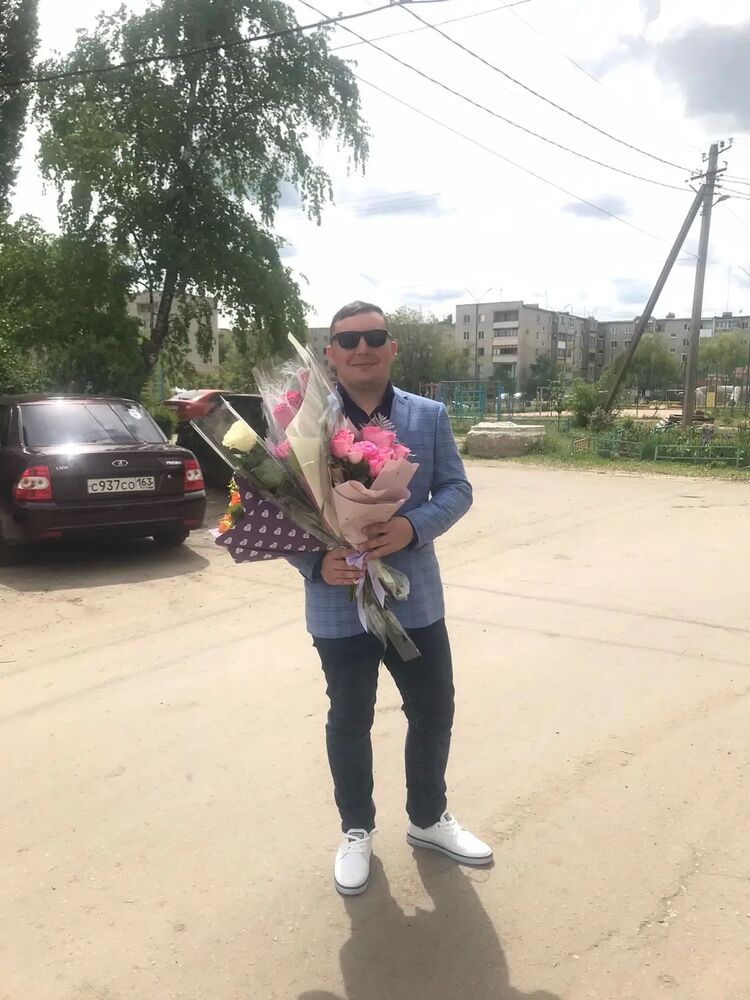  33688381  , 28 ,    