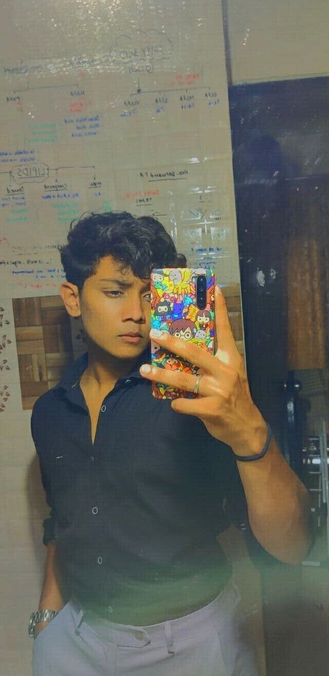 Bombay,   Saaahil, 23 ,   ,   