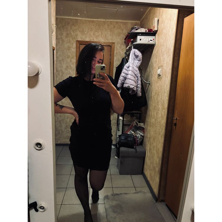  47083571  Anastasia, 26 ,    -