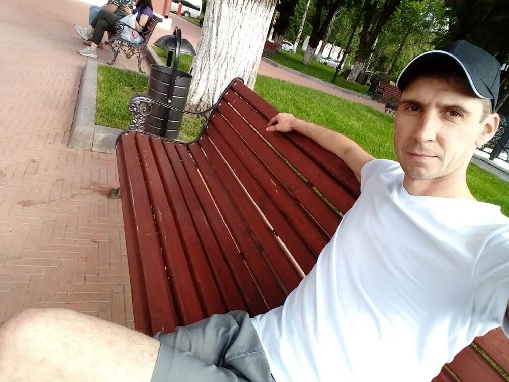  42133811  Oleg, 38 ,    