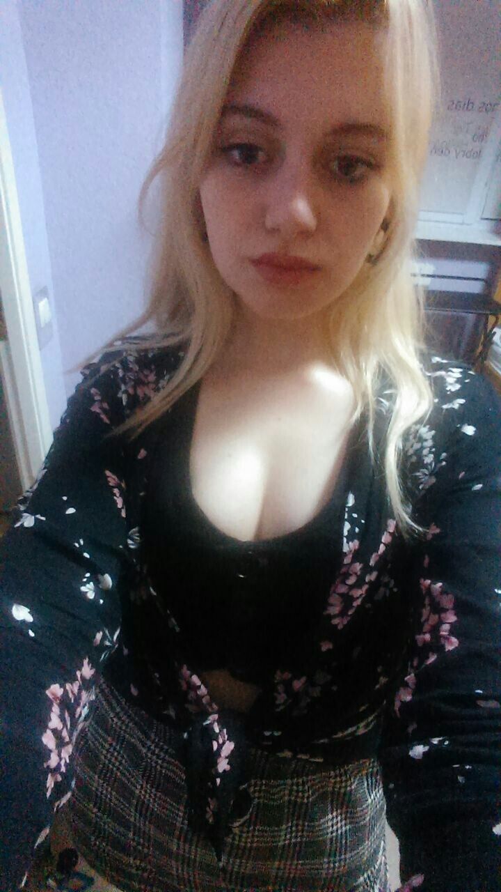  ,   Sofia, 21 ,   ,   
