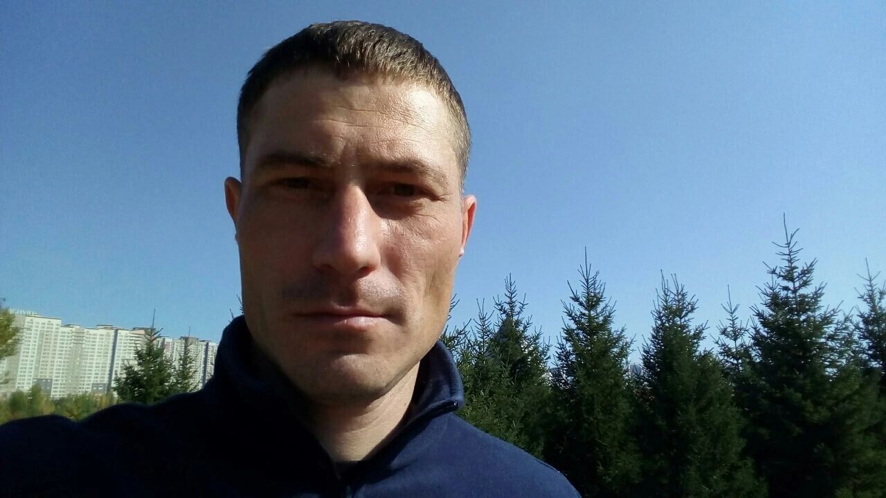  48519451  , 39 ,    