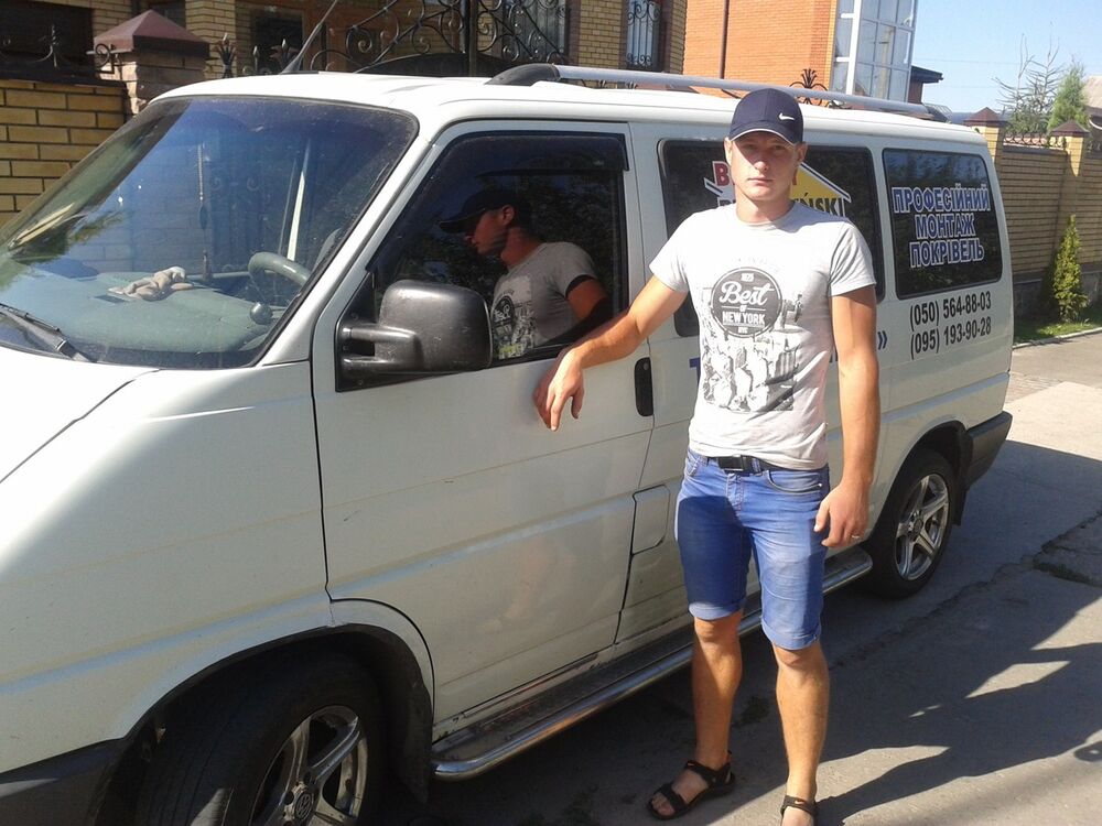  8185671  Vlad, 32 ,    