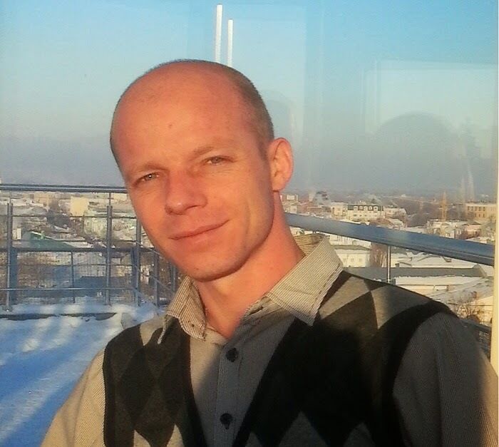  48021271  Oleg, 44 ,    