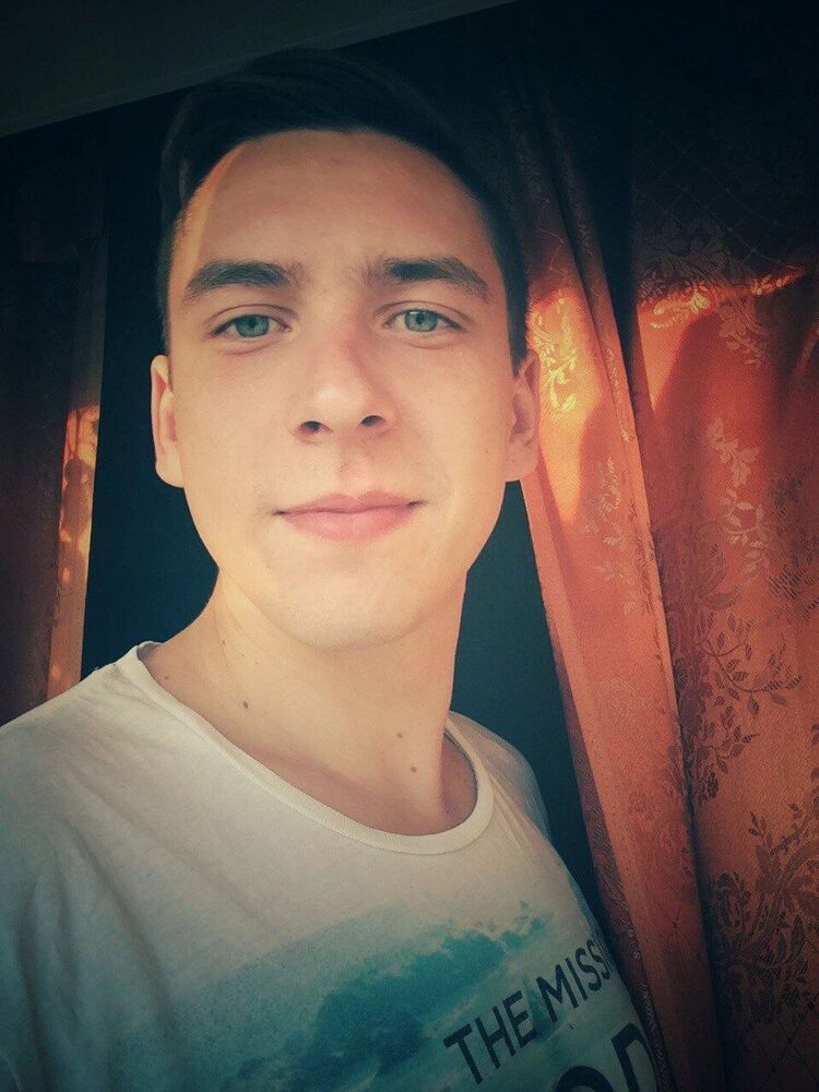  49889161  , 33 ,    