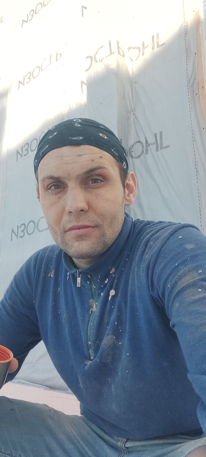  ,   Artem, 33 ,   ,   