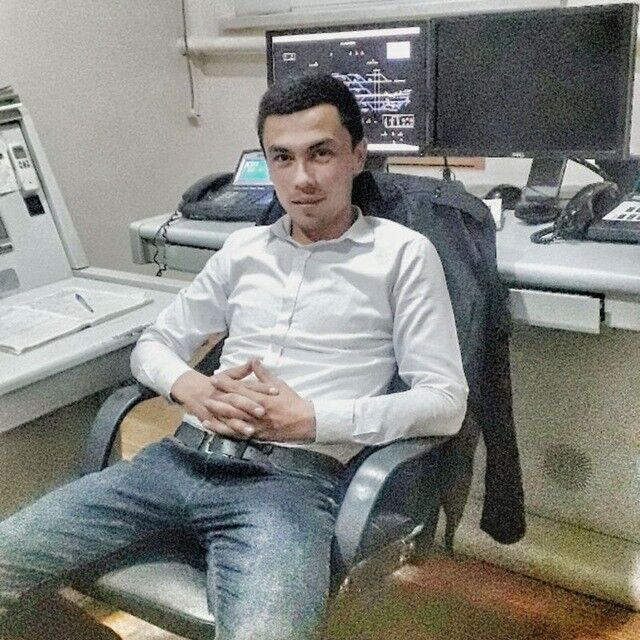  15789001  Amirsheikh, 32 ,    