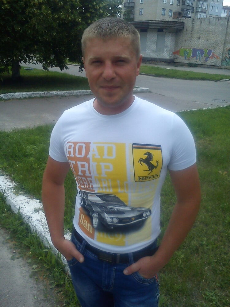  8944171  Vanya, 38 ,    