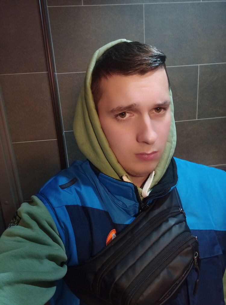  48800521  , 22 ,    