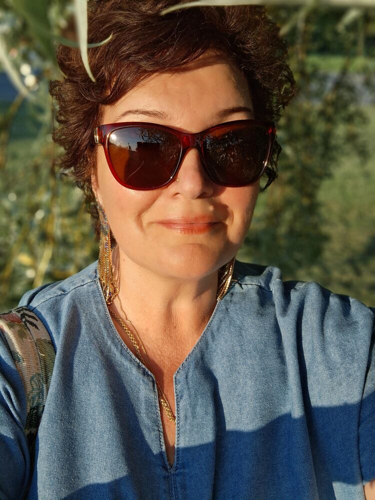  52755261  Kristi, 53 ,    