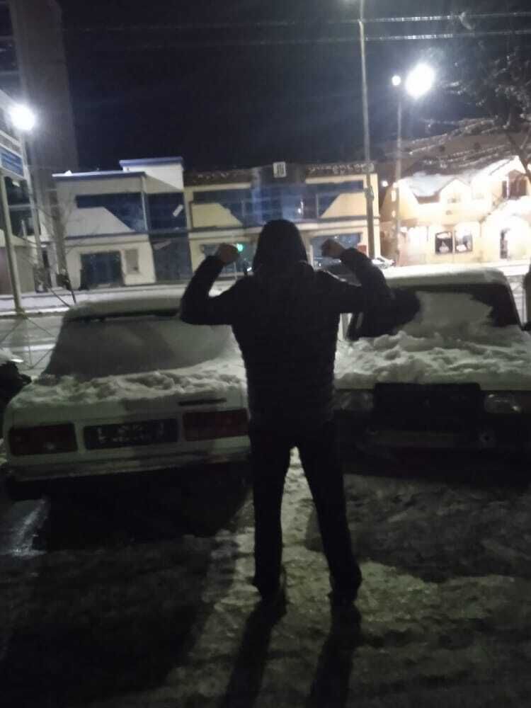  27792091  , 21 ,    