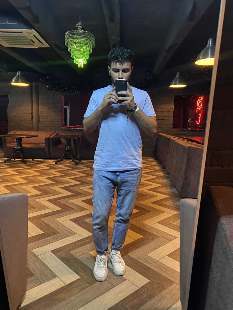  29778261  , 27 ,    