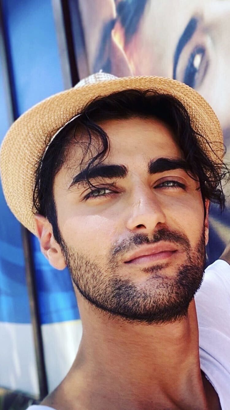  ,   Narek, 33 ,   ,   