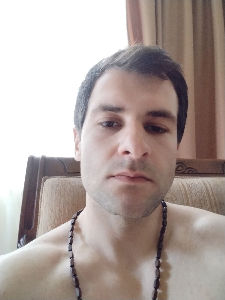  ,   Paata, 26 ,   ,   